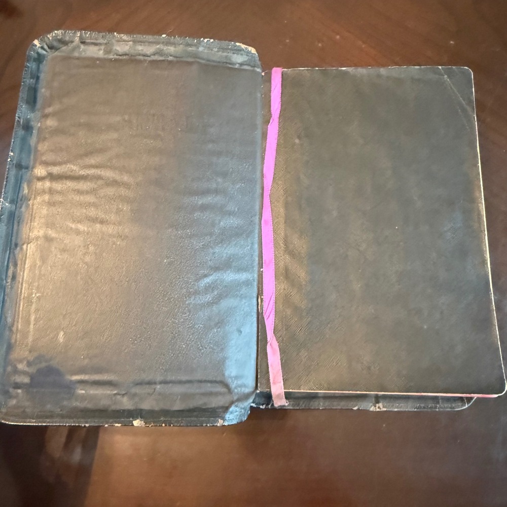 Vintage 1947 KJV Holy Bible Spencer Press Large Type Red Letter Thumb Indexed - Picture 3 of 14